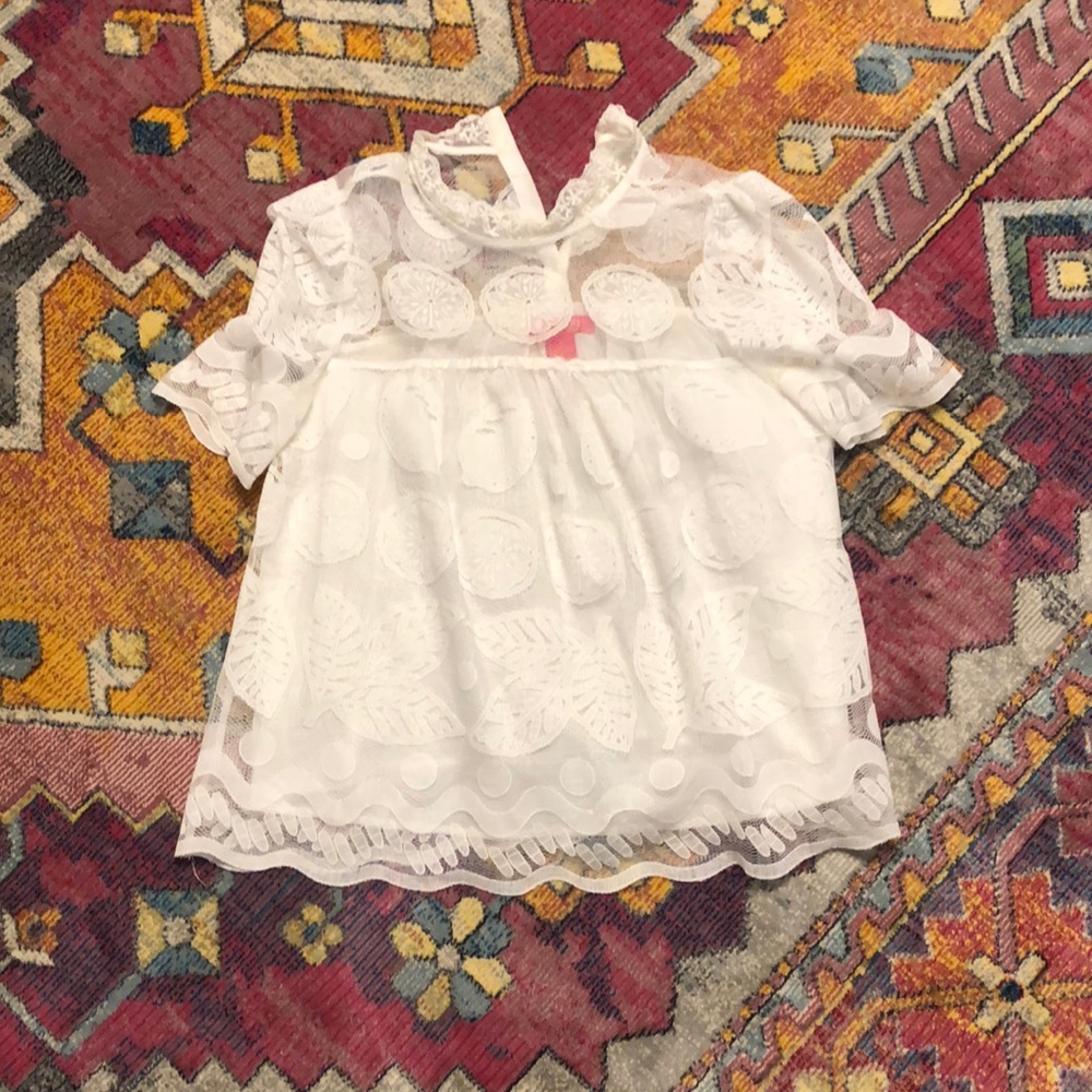 White Catherine Malandrino Lace Lemon Swing Top